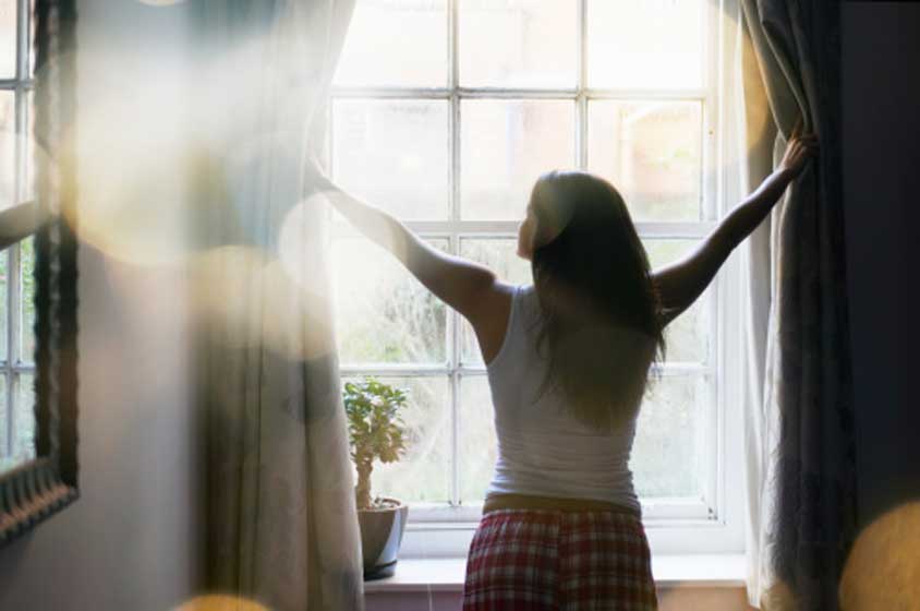 Getting up early is associated with reduced breast cancer risk