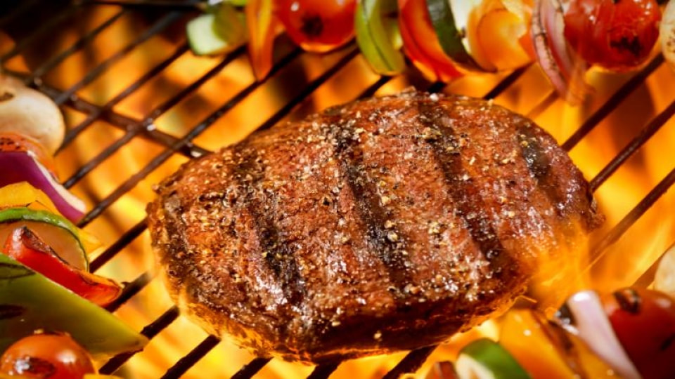 Grilling releases toxins at high temperature increasing the risk of cancer in meat